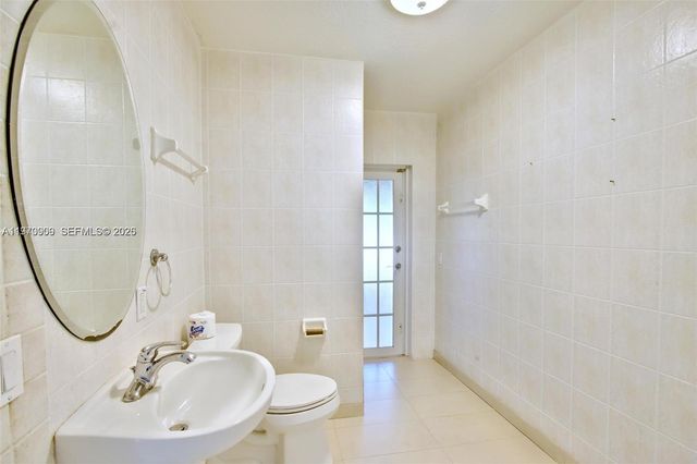 421 NW 136th Ave 421, Miami, FL 33182