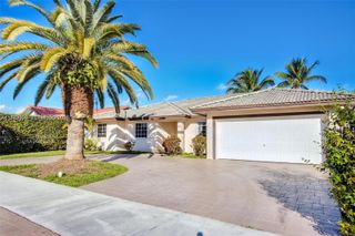 421 NW 136th Ave 421, Miami, FL 33182