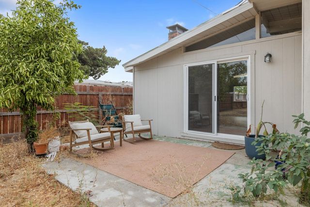 2023 Ellis St, Modesto, CA 95354