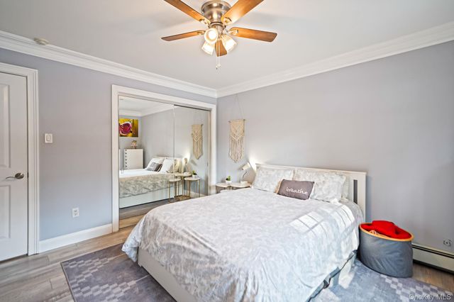 14 Glen Hollow Drive E2, Holtsville, NY 11742