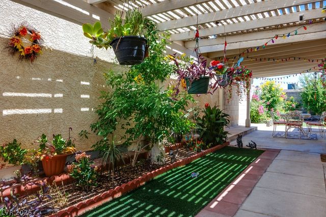 7304 Empress Drive, Las Vegas, NV 89147