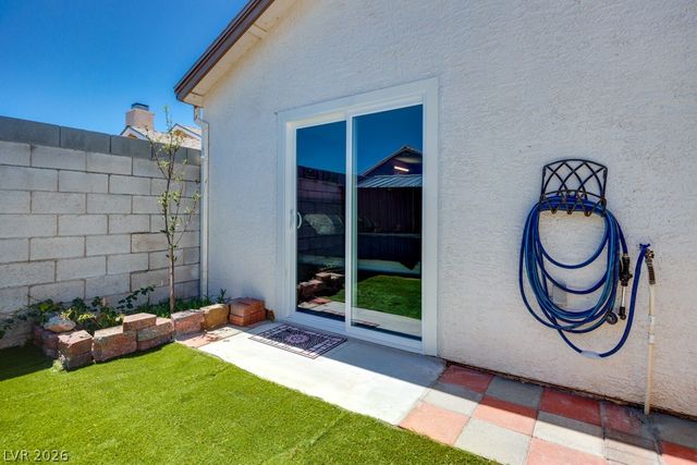 7304 Empress Drive, Las Vegas, NV 89147