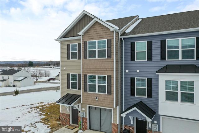 13 OLGA DR, Martinsburg, WV 25403