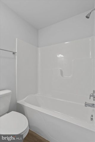 13 OLGA DR, Martinsburg, WV 25403