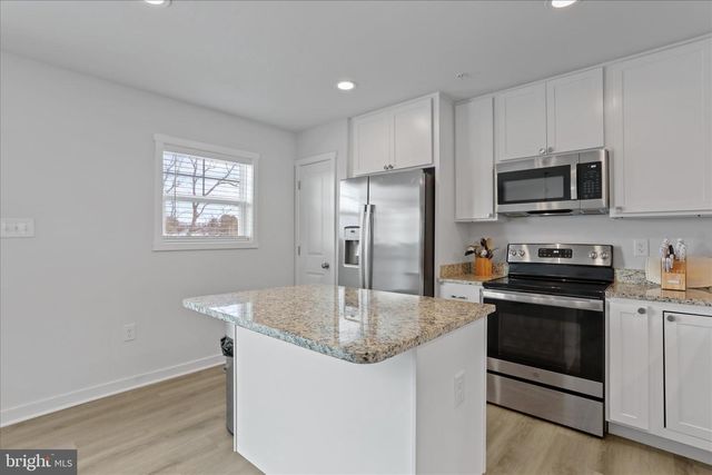 13 OLGA DR, Martinsburg, WV 25403