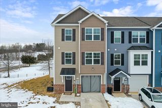 13 OLGA DR, Martinsburg, WV 25403