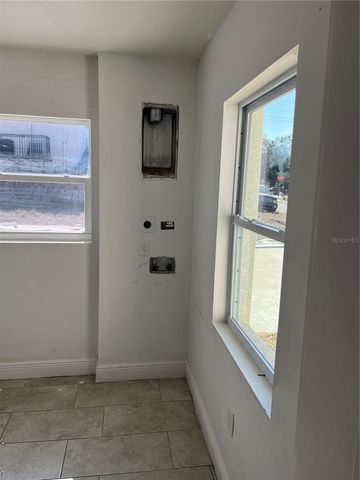 3301 E IDA STREET, Tampa, FL 33610