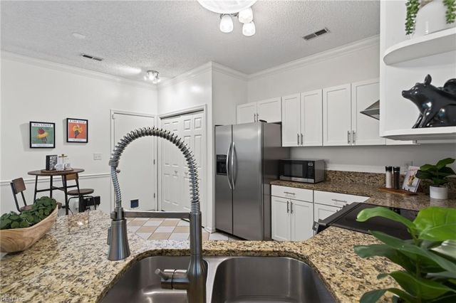 1636 Willow CV, Newport News, VA 23602