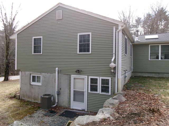 47 King Road, Chichester, NH 03258