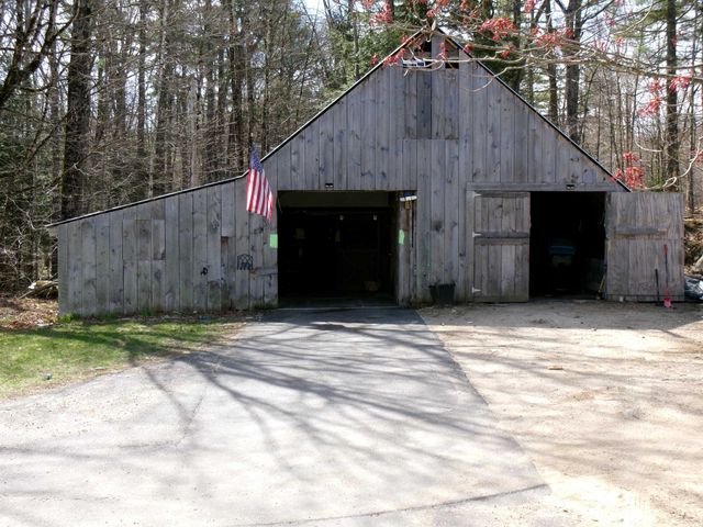 47 King Road, Chichester, NH 03258