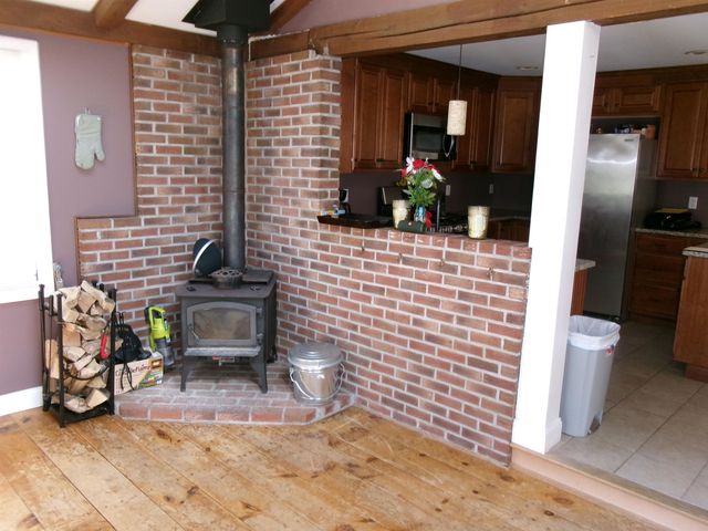47 King Road, Chichester, NH 03258
