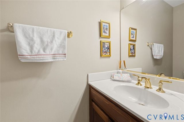 3013 Summerhaven Ct, Glen Allen, VA 23060