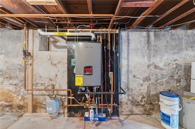 1880 Smith Street, North Providence, RI 02911