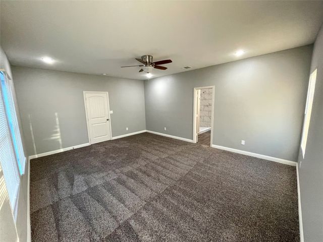 2025 eva Street, Grand Prairie, TX 75051