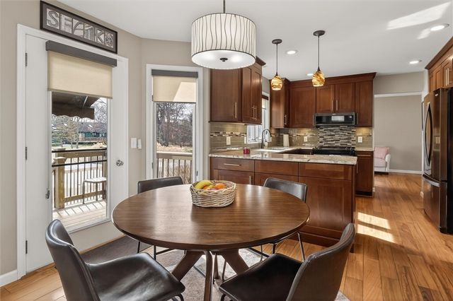 45 Woodleaf, Henrietta, NY 14534