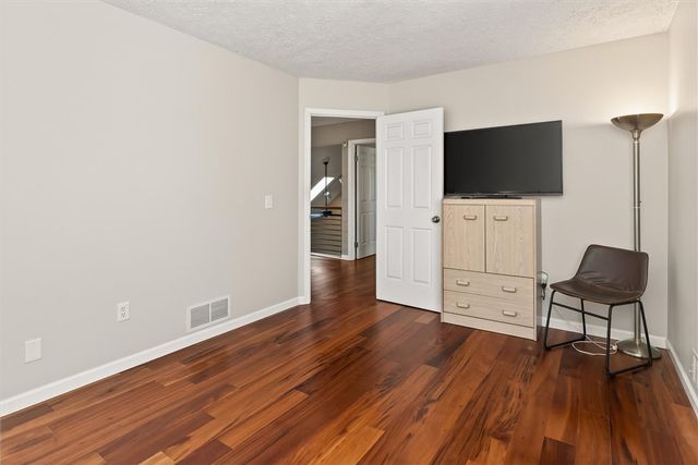 45 Woodleaf, Henrietta, NY 14534