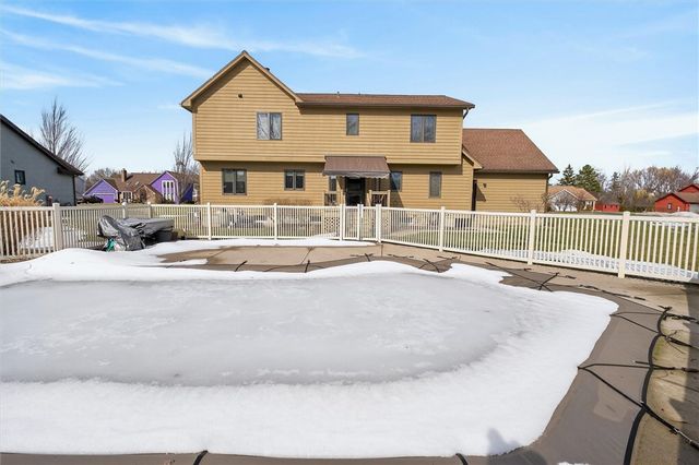 45 Woodleaf, Henrietta, NY 14534