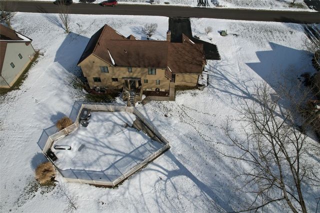 45 Woodleaf, Henrietta, NY 14534