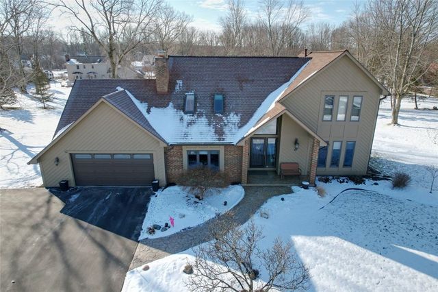 45 Woodleaf, Henrietta, NY 14534