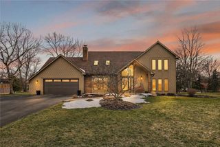 45 Woodleaf, Henrietta, NY 14534