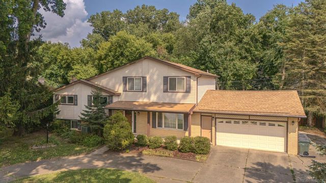 53346 Ruann Drive, Shelby Twp, MI 48316