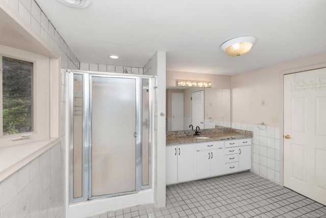 53346 Ruann Drive, Shelby Twp, MI 48316