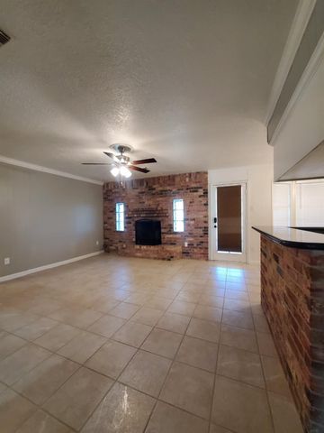 2010 S Palm Court, Pasadena, TX 77502
