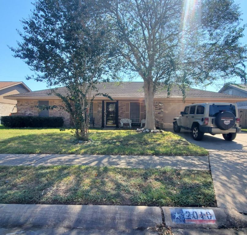 2010 S Palm Court, Pasadena, TX 77502