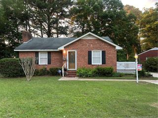 406 N Edinborough Street, Red Springs, NC 28377