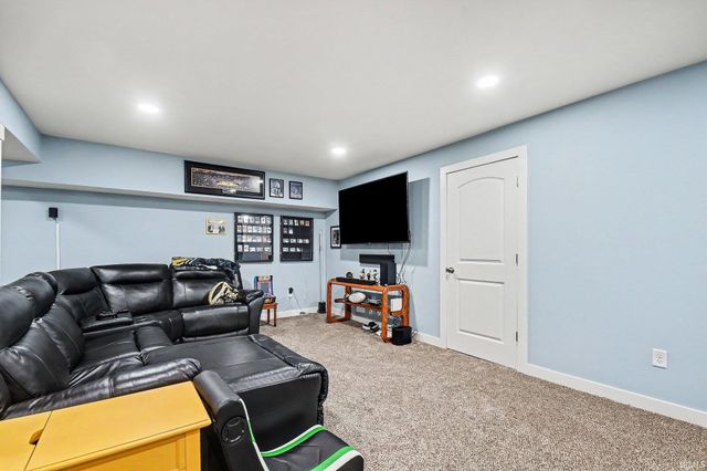 23129 Rumford Drive, South Bend, IN 46628