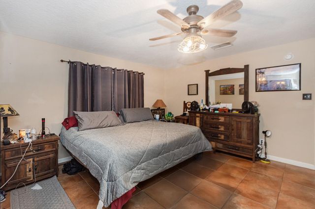 3625 County Road 36, Angleton, TX 77515