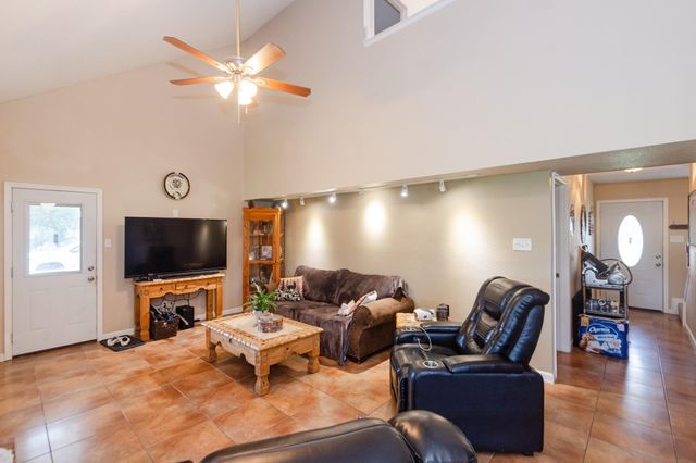 3625 County Road 36, Angleton, TX 77515