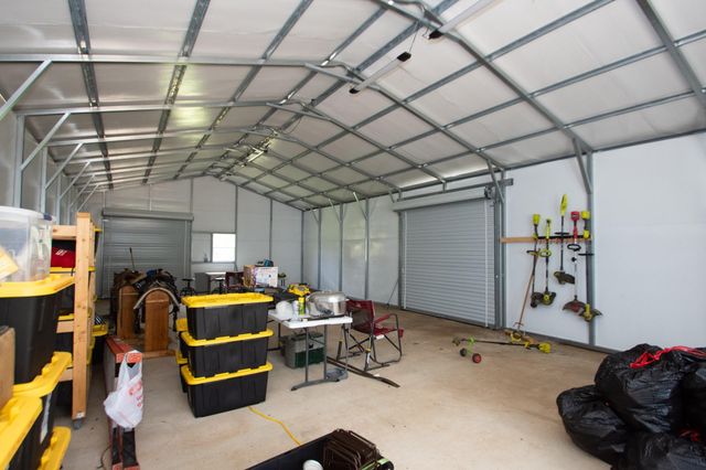 3625 County Road 36, Angleton, TX 77515