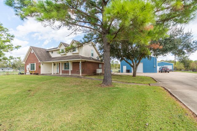 3625 County Road 36, Angleton, TX 77515