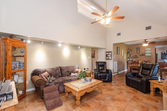 3625 County Road 36, Angleton, TX 77515