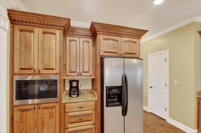 32 Pine Meadow Loop, Hattiesburg, MS 39402