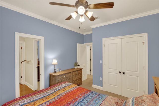 32 Pine Meadow Loop, Hattiesburg, MS 39402
