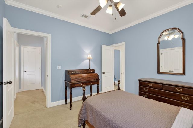 32 Pine Meadow Loop, Hattiesburg, MS 39402