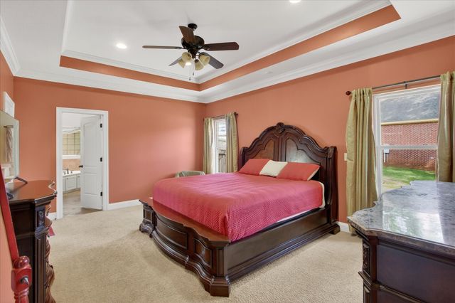 32 Pine Meadow Loop, Hattiesburg, MS 39402