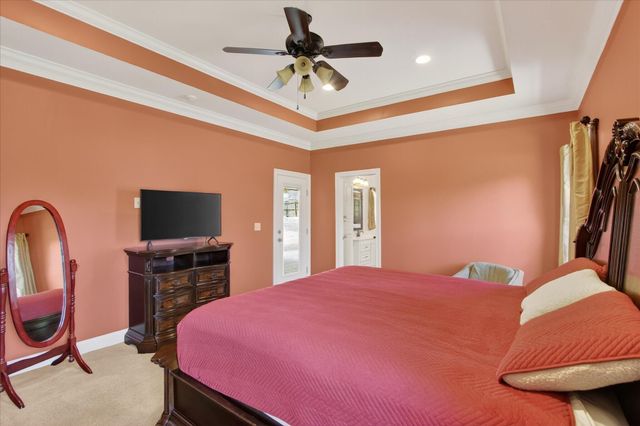 32 Pine Meadow Loop, Hattiesburg, MS 39402