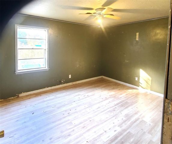 23615 Johnson Avenue, Purcell, OK 73080