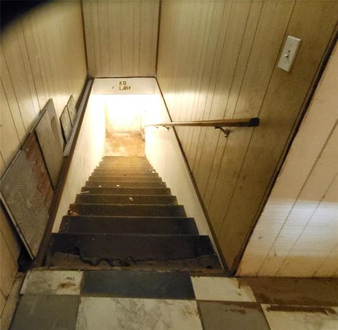 23615 Johnson Avenue, Purcell, OK 73080