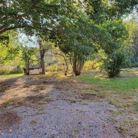 23615 Johnson Avenue, Purcell, OK 73080