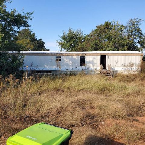23615 Johnson Avenue, Purcell, OK 73080