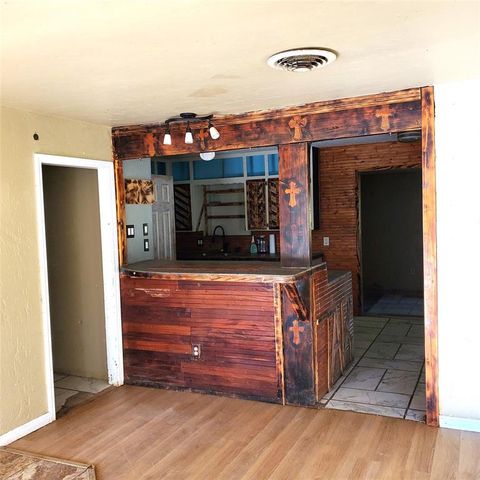 23615 Johnson Avenue, Purcell, OK 73080