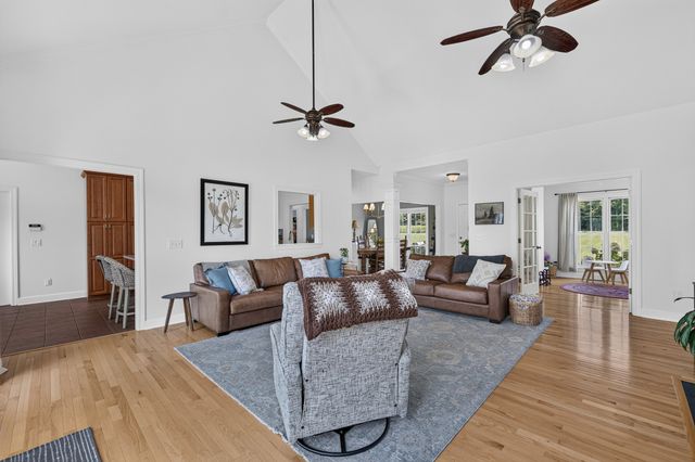 146 Camargo Rd, Fayetteville, TN 37334