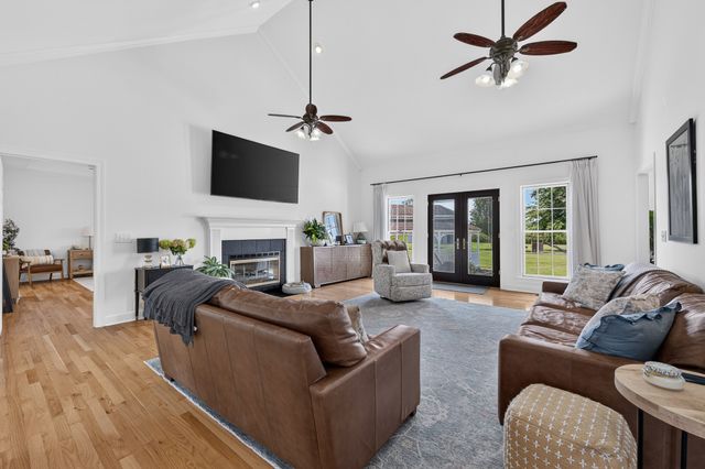 146 Camargo Rd, Fayetteville, TN 37334