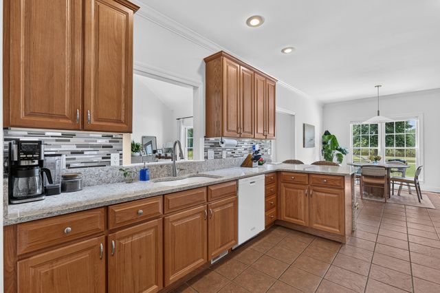 146 Camargo Rd, Fayetteville, TN 37334