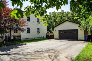 16 Oak Street, Fairhaven, MA 02719
