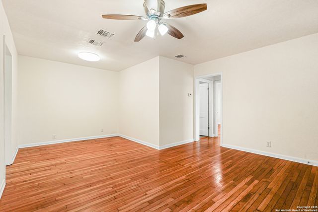 123 Colton, San Antonio, TX 78209